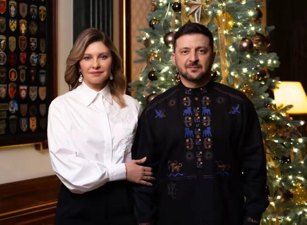 普京和泽连斯基在2026年的到来之际都以发布新年祝贺的方式表达了各自的愿景，也各