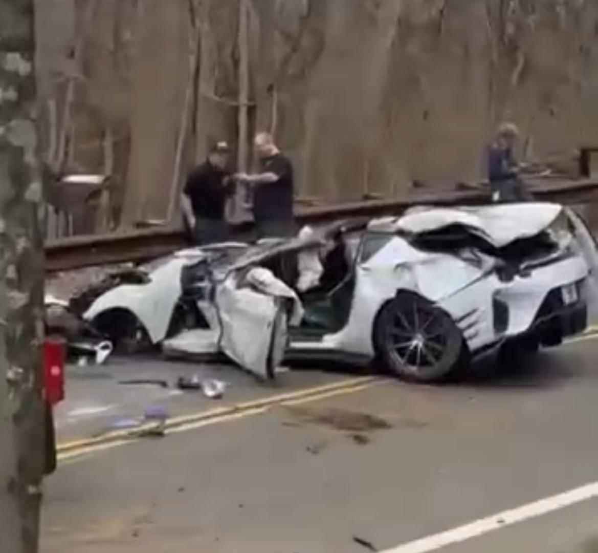 2026年4月初美国🇺🇸一台Tailor Made定制Ferrar...