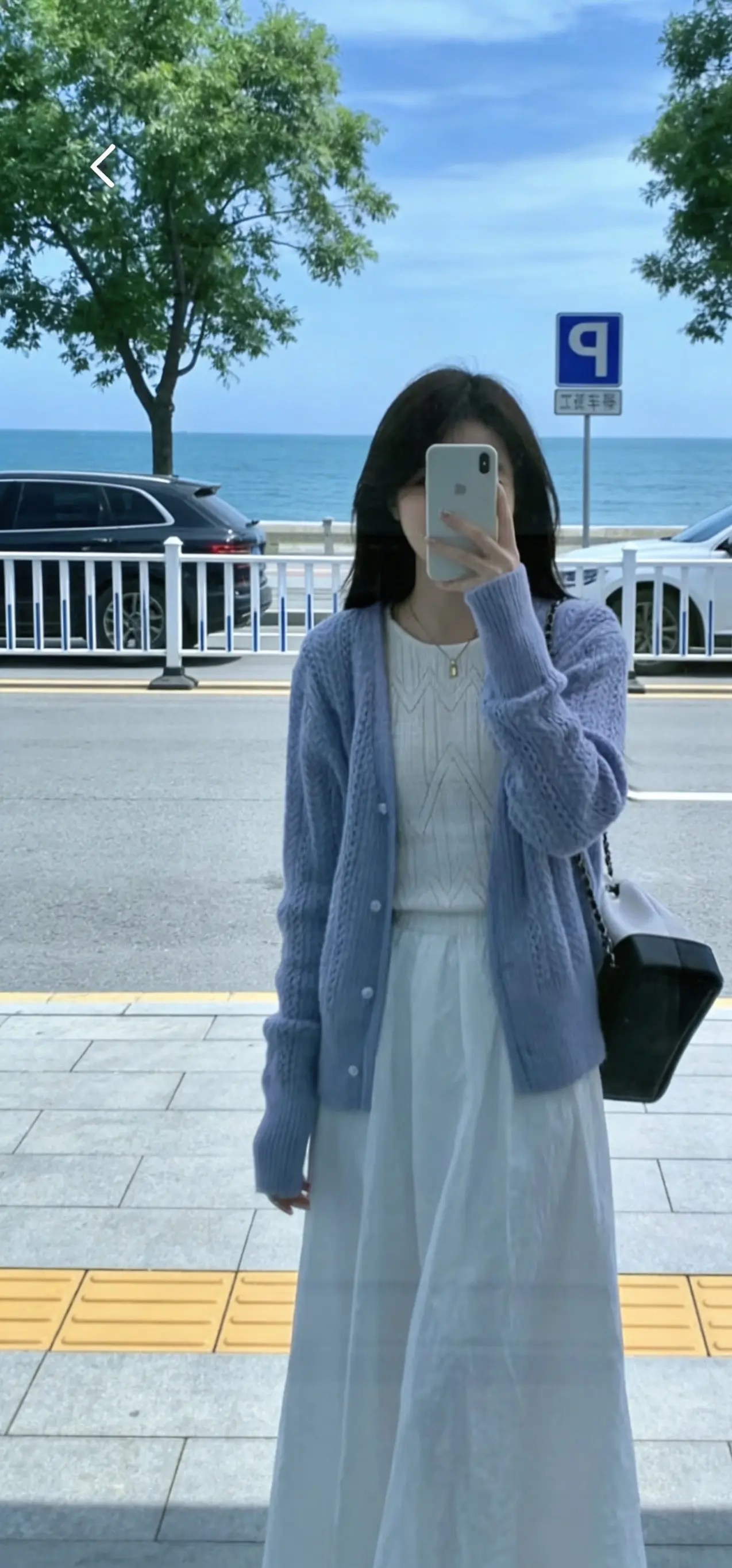 人不品不知谁浓谁淡，事不出不知谁近谁远，开始让人舒服的是言语，后来让人...