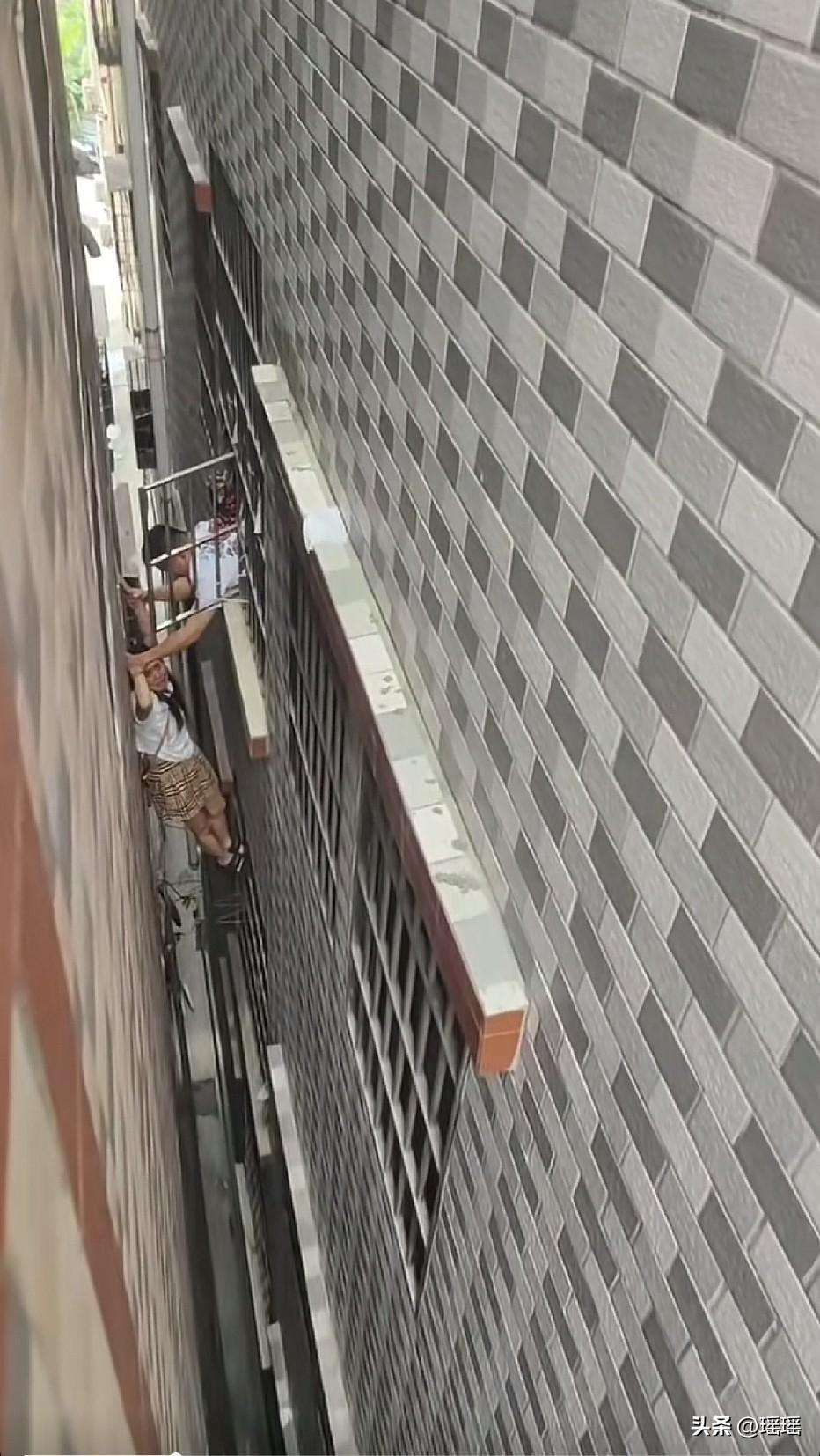 家暴男是不可能认错的。远离是真的