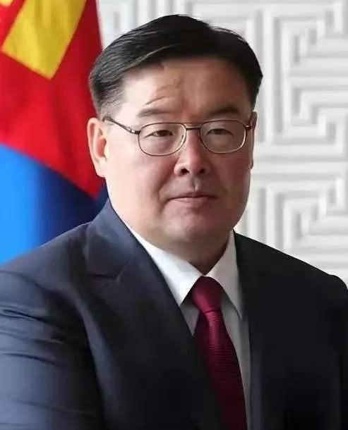 蒙古国这手玩得够狠，8月1日起直接对中俄国际公路和本国国道过路费，祭出2到5倍的