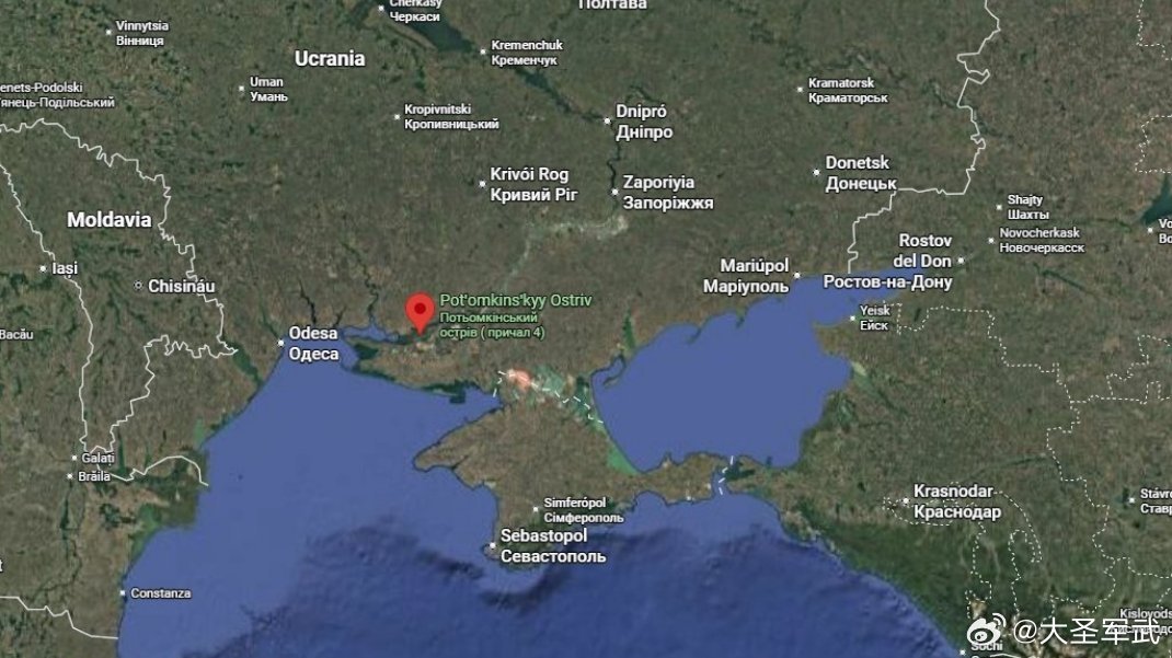 乌军称，收复了赫尔松附近的一个小岛。由于乌军的围困，俄军被迫撤离赫尔松附近大维尔