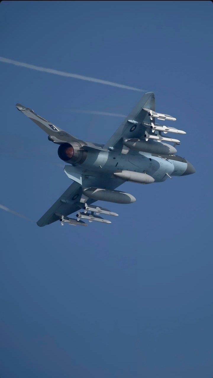 PL-15被北约称为“死亡天使”，击落多架欧洲顶流战机后，西方又恨又怕！

有解