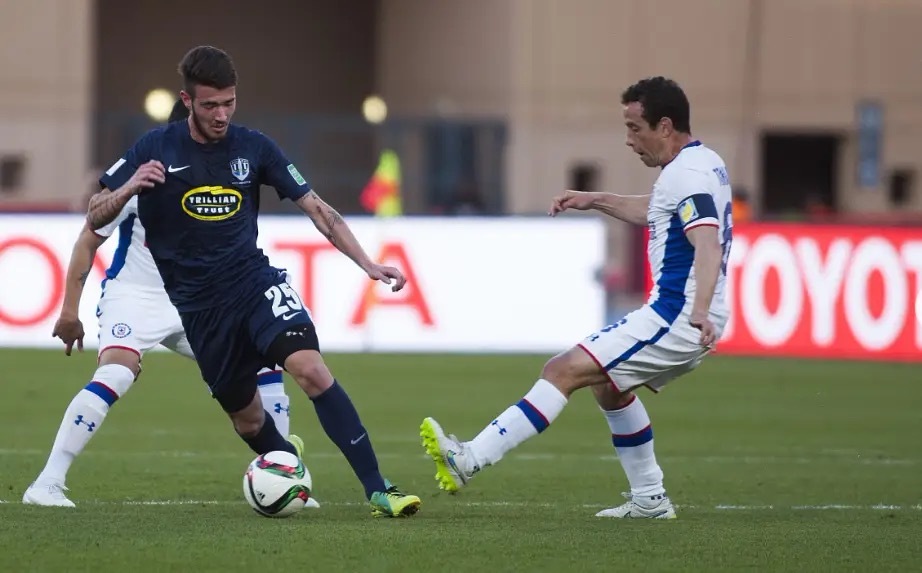 今日足球赛事分析💥个人公推，配方已备好！赛事： 004球队：蓝十字 VS 弗拉