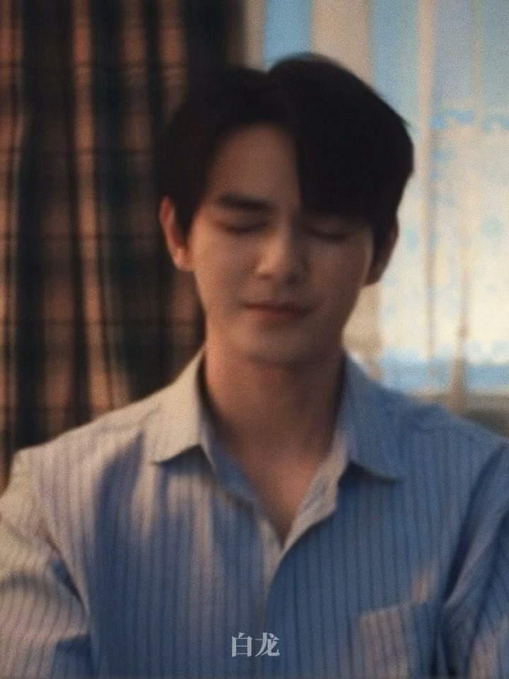 谁懂...我特别吃他俩那种被对方拿捏然后还拿对方没办法的劲儿甜鼠我了 