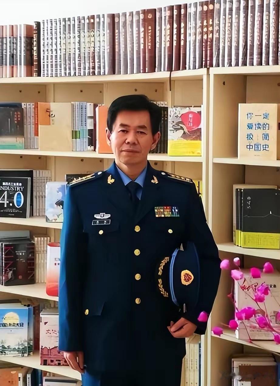 “鹰击”系列反舰导弹新动态
戴旭：中国至少要4000公里
国土安全距离
戴旭提出