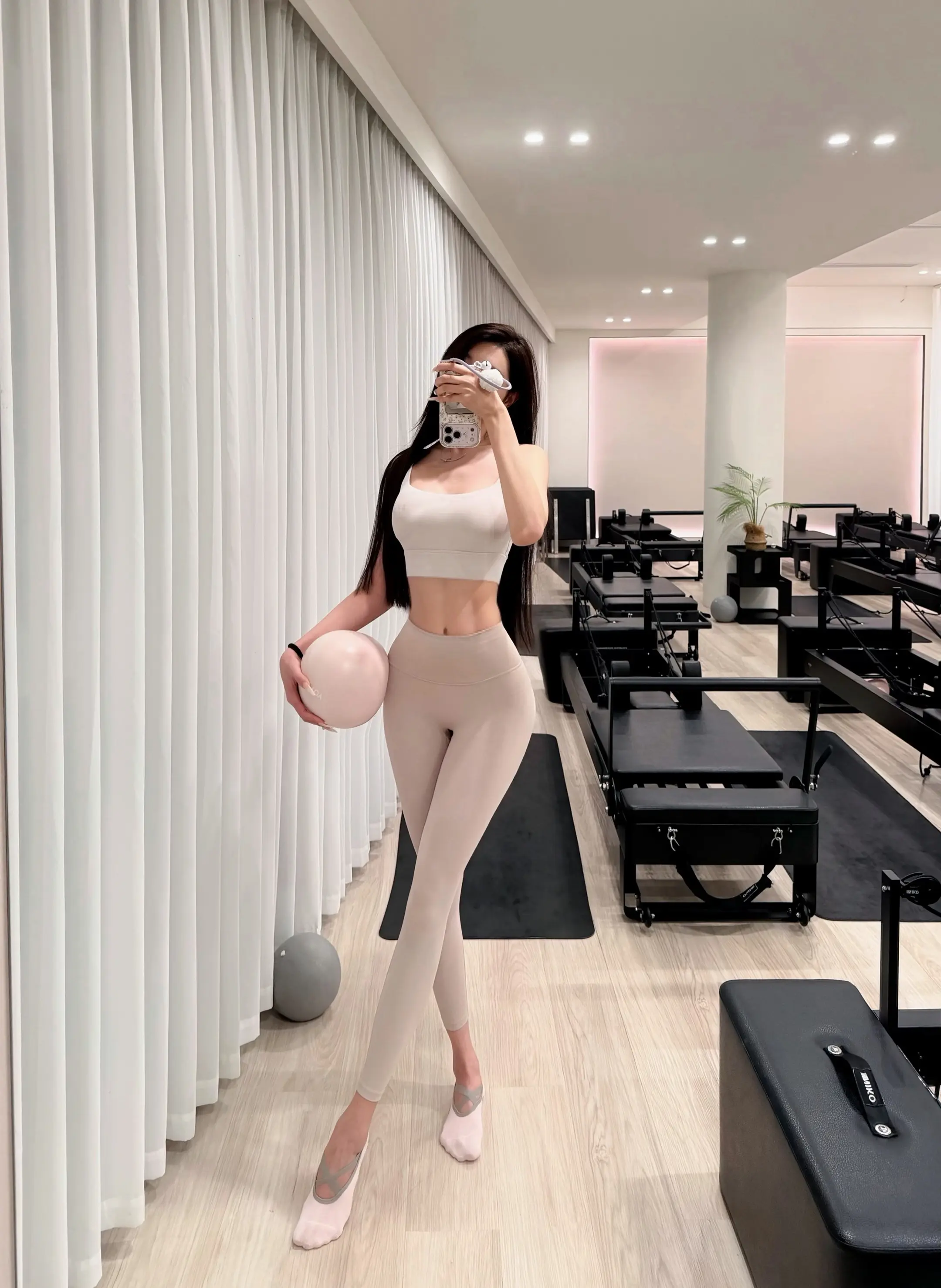 如果有个顶天立地的人 那我就做个废物 没有的话，我就是那个人🎏