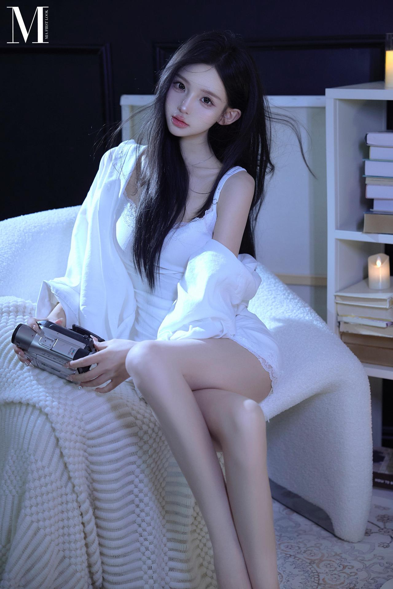 肤白貌美大长腿纯欲写真（9.6分）