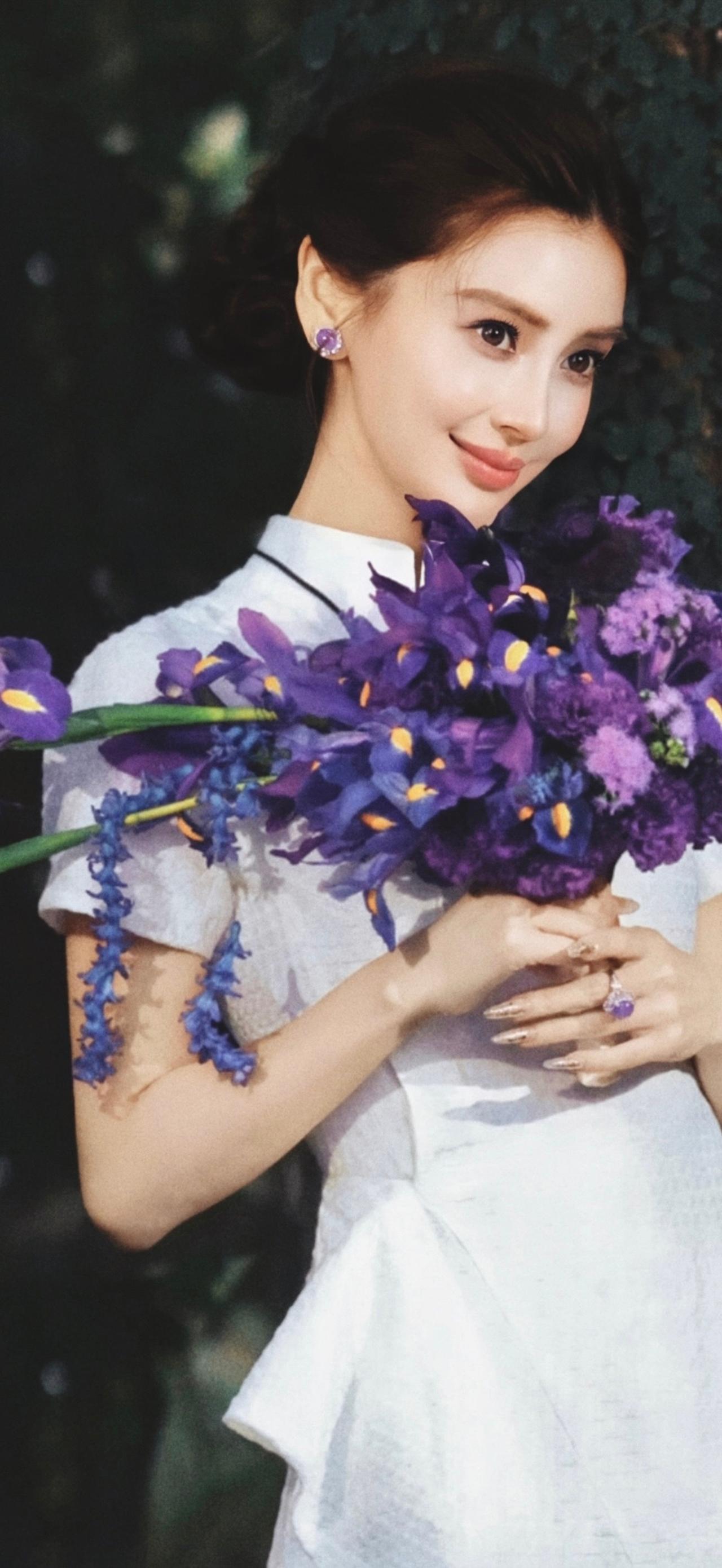 美女壁纸-第5883期-杨颖