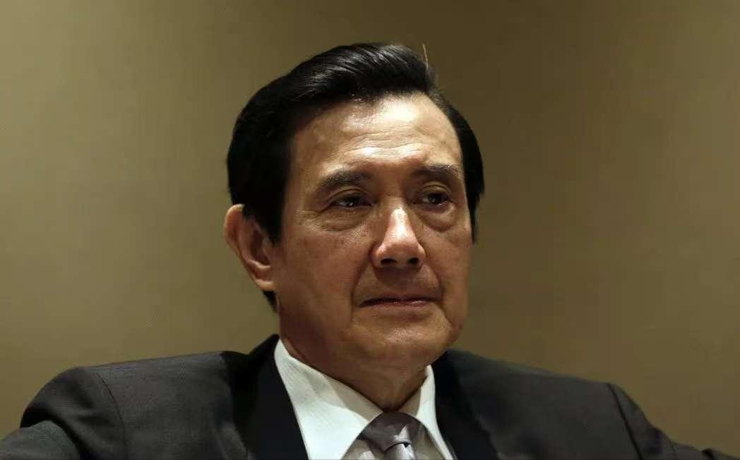 马英九这次直接掀了桌子，说了句让绿营脊背发凉的大实话：台湾想当乌克兰？做梦！很多