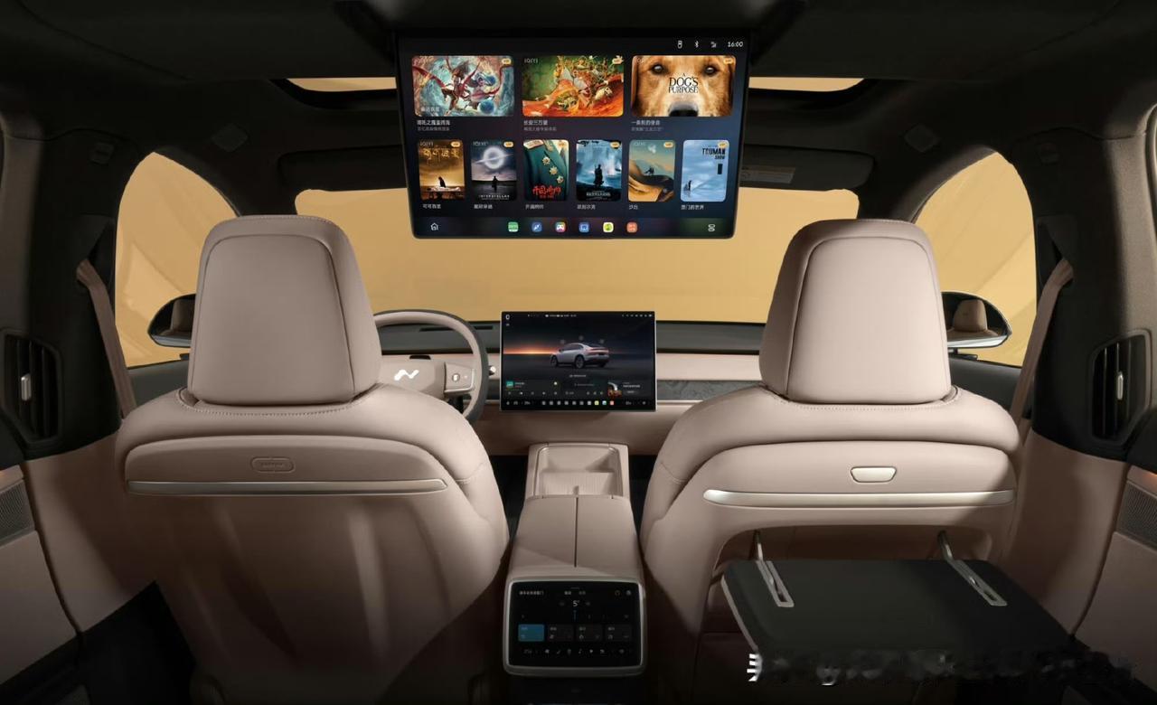 蔚来旗下中型纯电SUV，主打高性价比。

外观简洁流畅，新增智驾小蓝灯，辨识度高