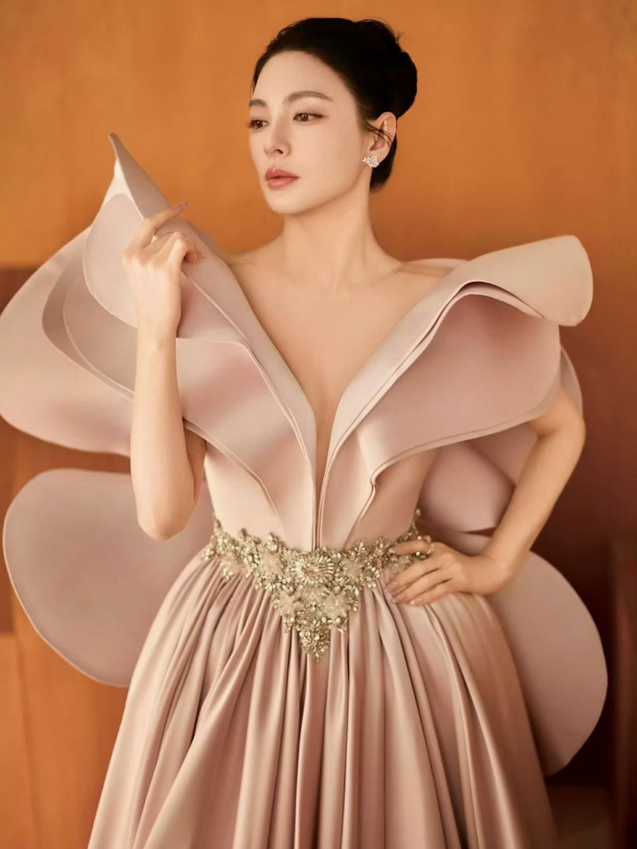 W盛典出图W年度光影盛典出图W年度光影盛典出图，好看，期待呀 ​​​