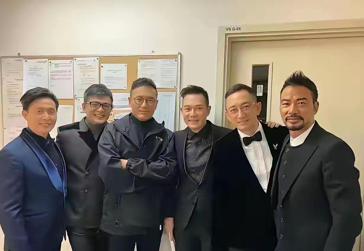 六位大佬，谁的地位最高？