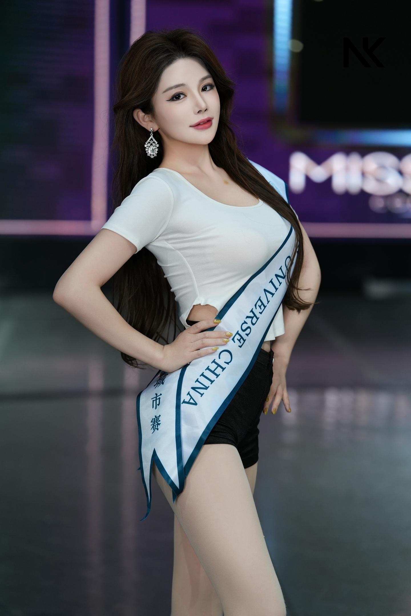 我想让大家看到“跨界”的力量。美不是孤立的，它可以和商业、科技、运动...