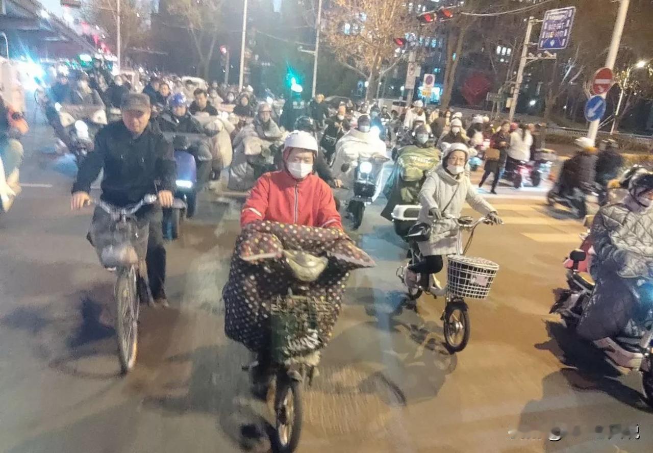 “就算你在企业混到了高工，退休工资也机关单位门卫、司机、炊事员、学校打铃的退休工