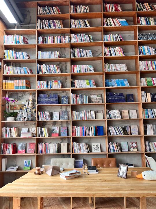 海口| 海甸岛多了一家可以常去的独立书店