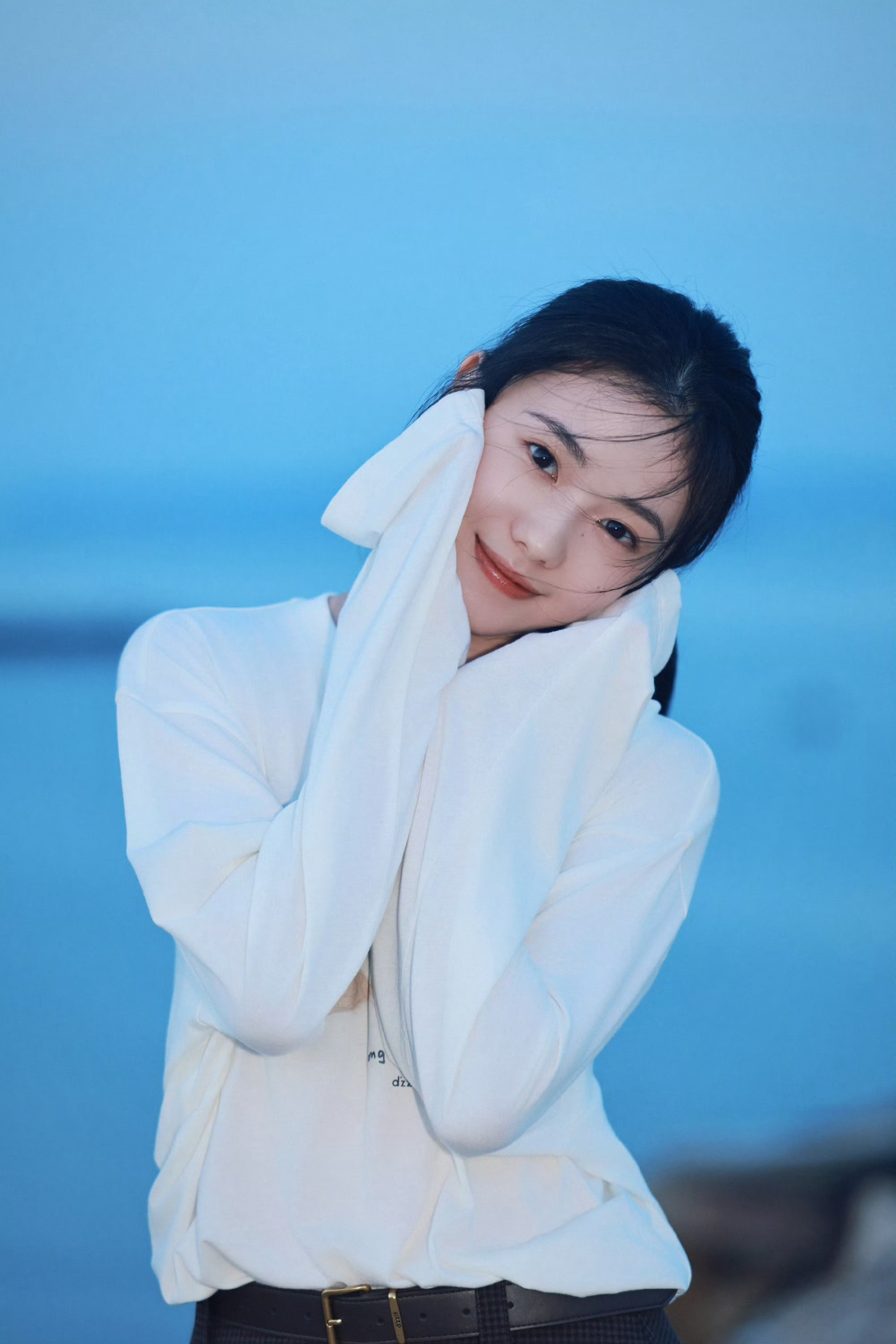 刘浩存王嘉尔将同台刘浩存王嘉尔官宣2026美好奇妙夜 重磅官宣！刘浩存王嘉尔确定