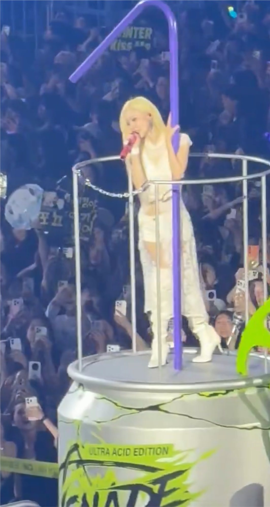 特么么的我笑喷喷了 