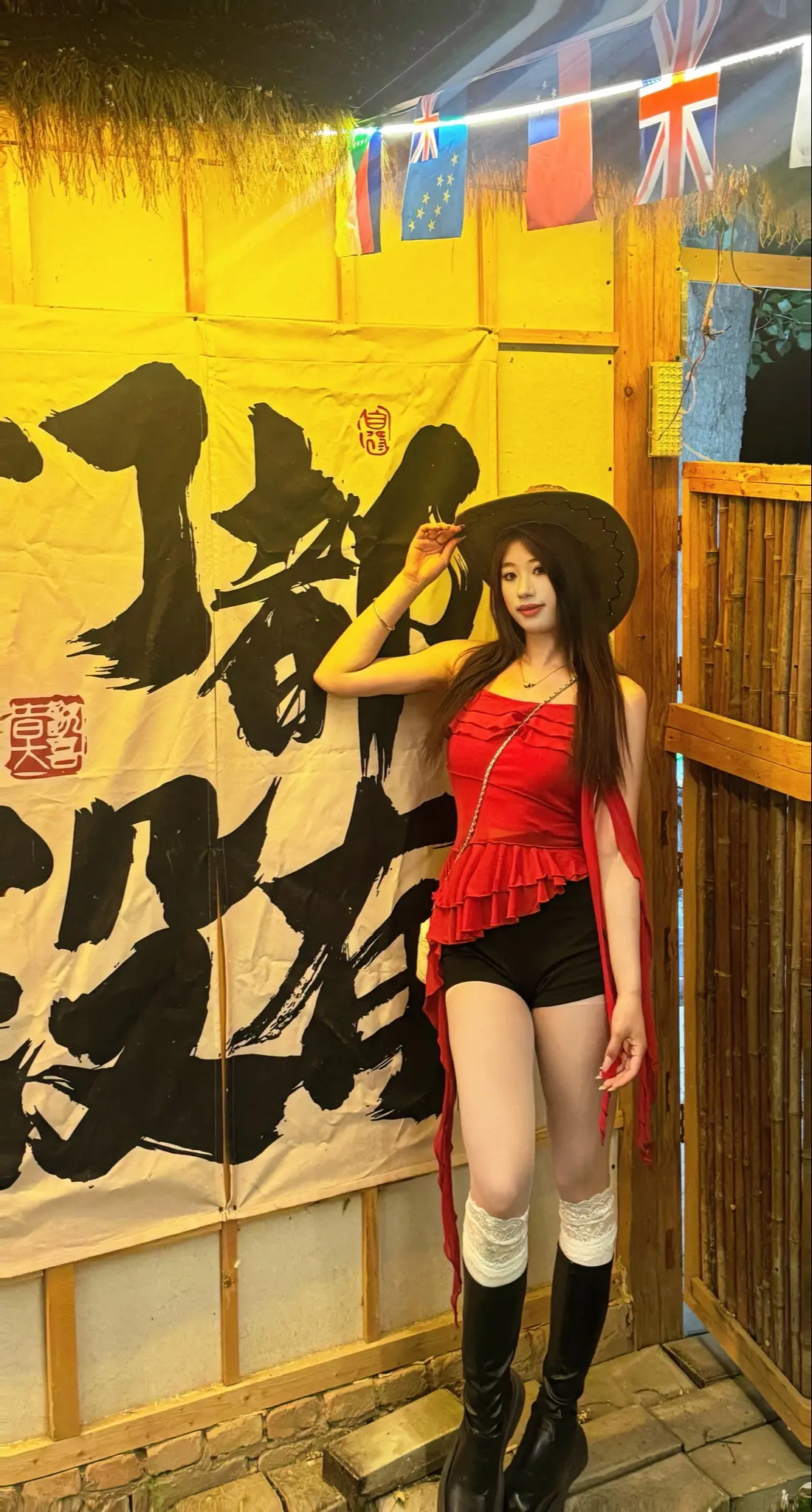 🍛•ᴗ•🥄地球旋转我吃饭