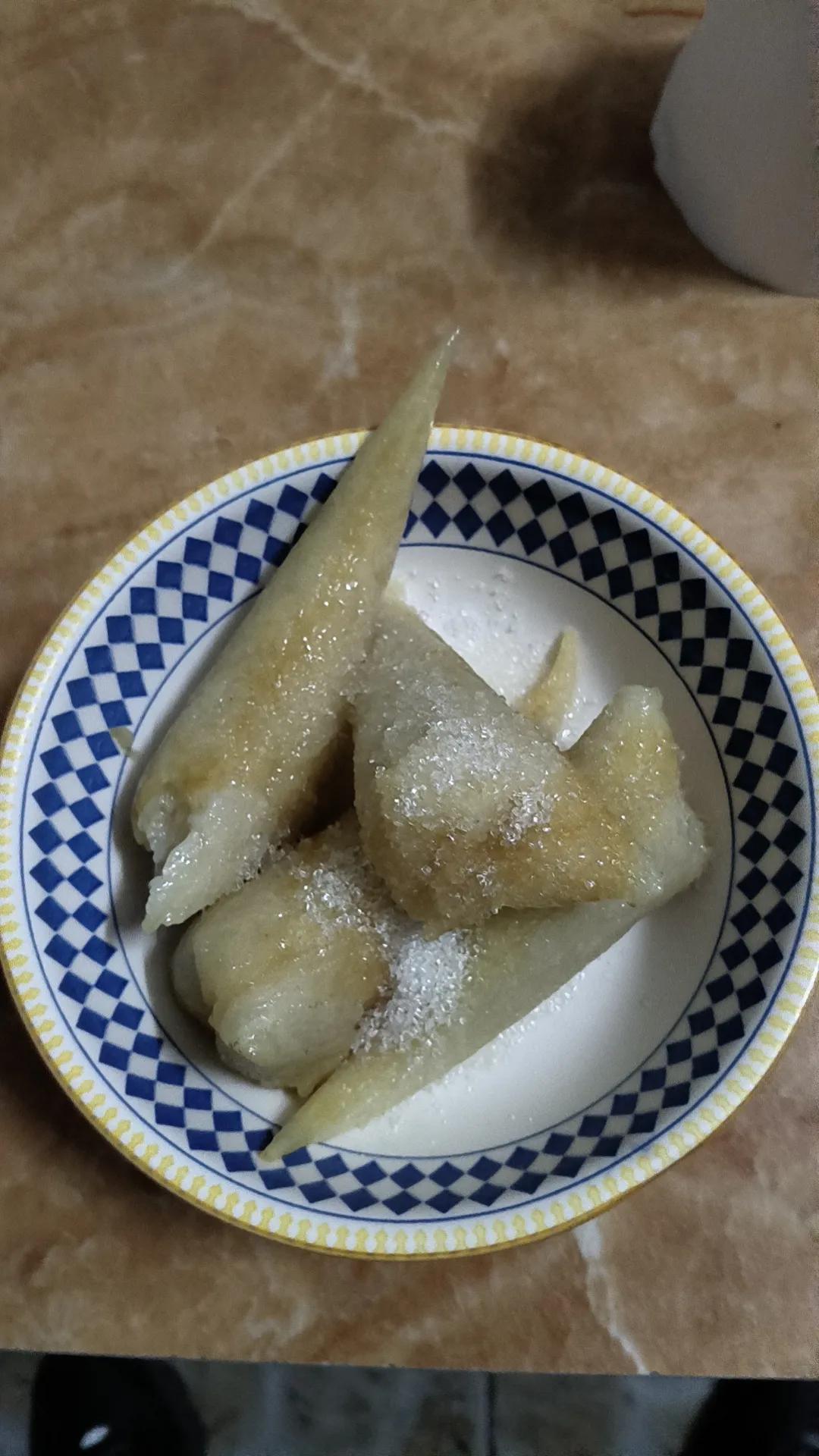 端午情，来自亲人的温暖和关怀。
不用说谢谢，在心里真的感到温馨和激动。
下午正在