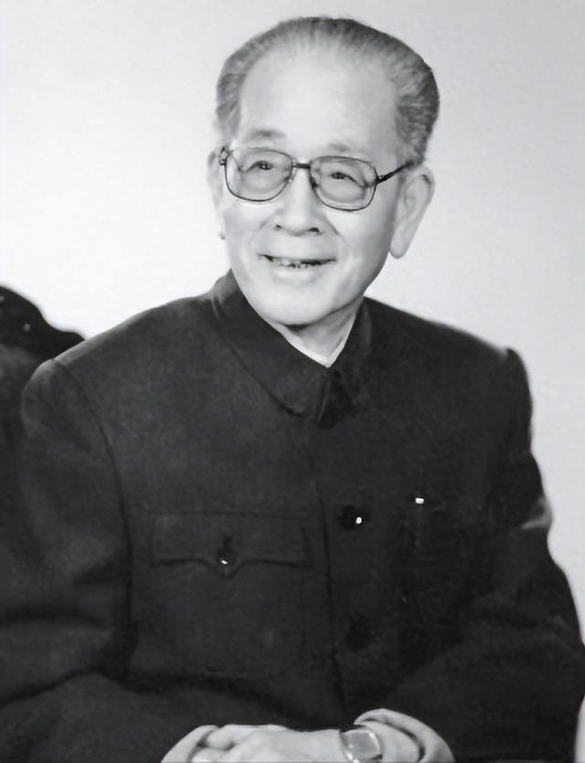 49岁当大官，73岁被开除党籍！薄一波亲家李雪峰，后劲太大了

人这辈子最怕什么