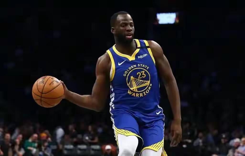 勇士最大的病症是三个病人！
众所周知，完整的勇士谁都不怕，怕的是勇士何时完整，勇