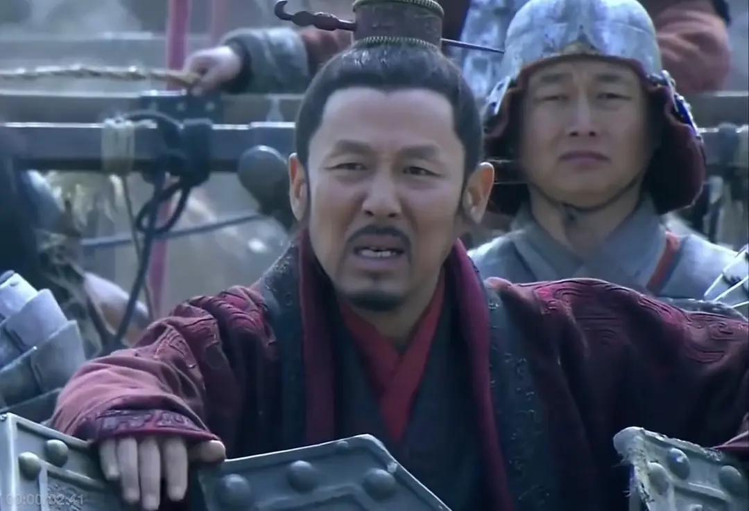 为什么何润东能翻红呢？我记得以前他被人吐槽长得不帅还经常演帅哥，如今竟然一下成实