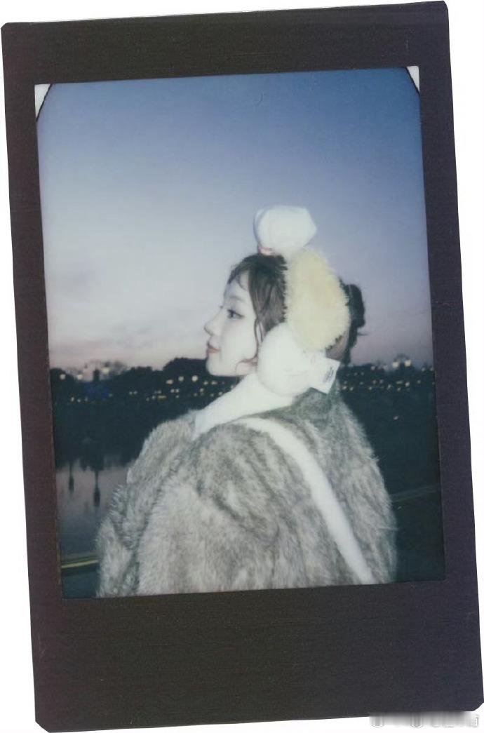 宋雨琦上海迪士尼vlog雨琦的迪士尼一日游vlog甜度超标了！时隔五年重返上海迪