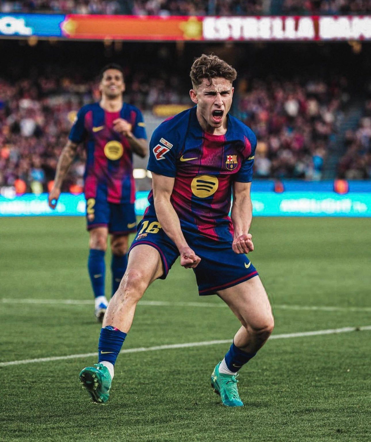 罗梅罗： 费尔明在今天上午的热身训练中头部受了轻微伤，随后得到了治疗，球员现在一