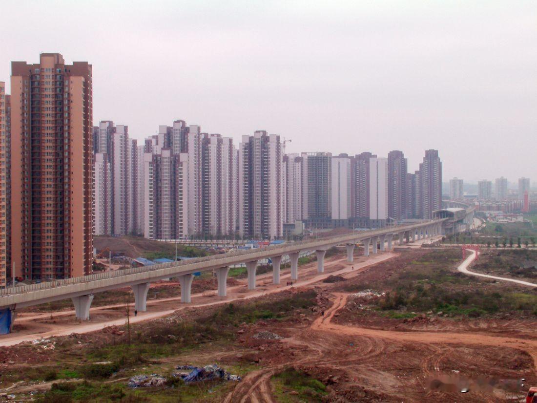 2012年3月拍摄于大竹林康庄公租房，那时候康庄公租房陆续建成，重庆轨道交通6号