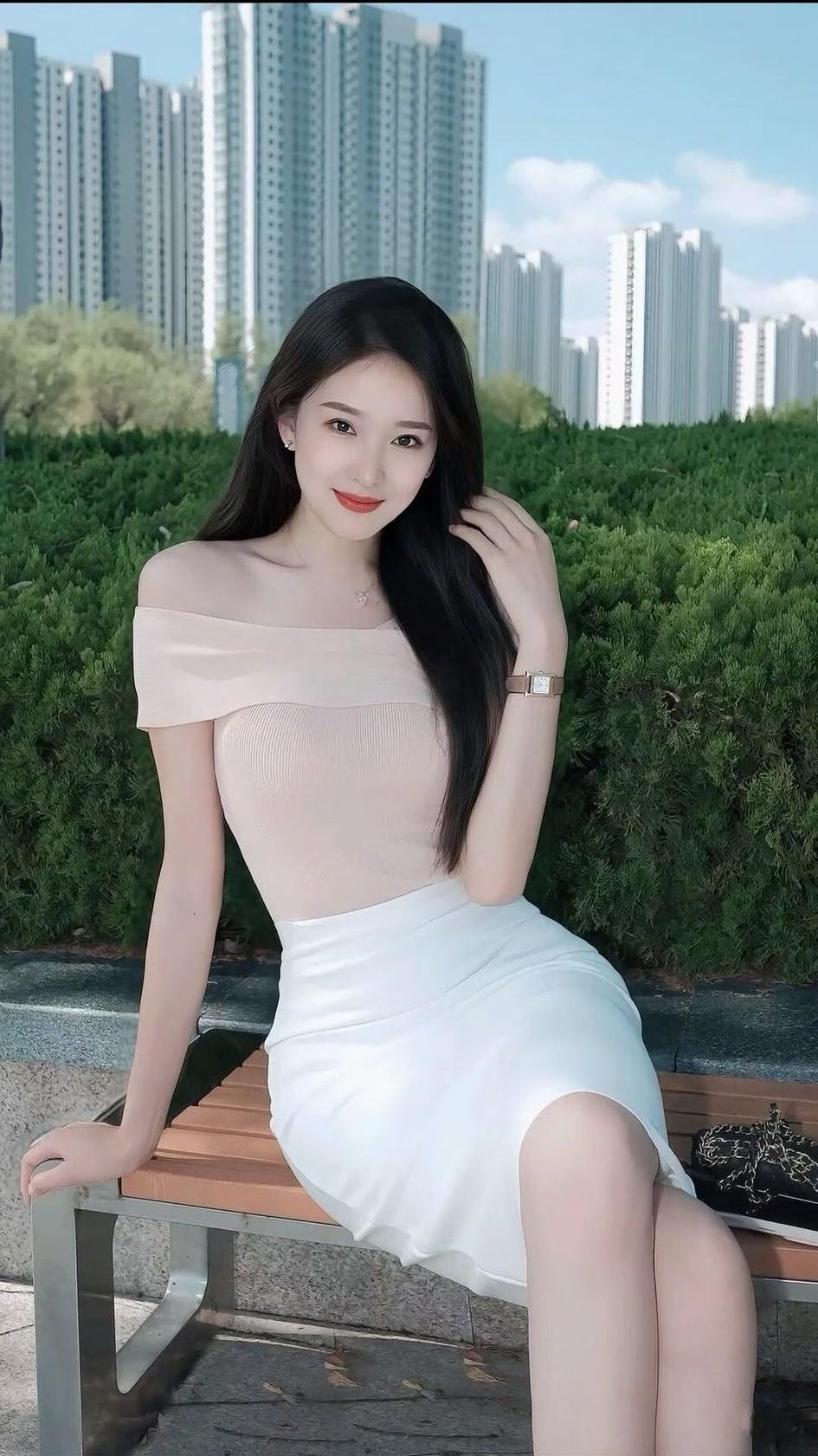 房前绿阴小休憩，红妆清波映日开。晒图笔记大赛 有哪些女生日常好看的穿搭可以借鉴 