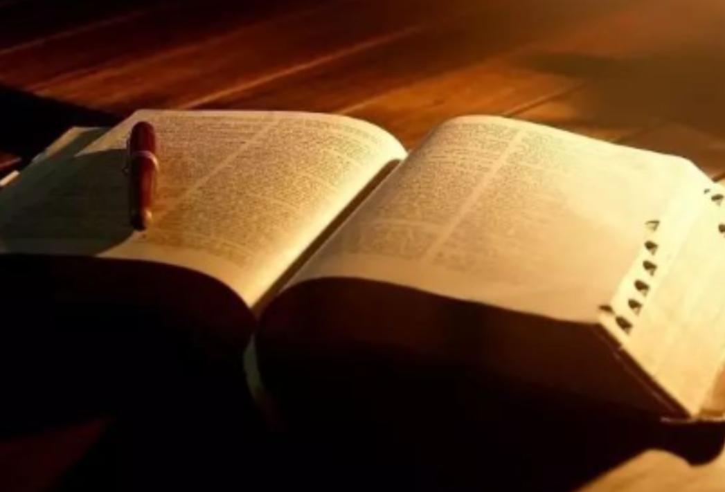 读完三遍《资本论》，我“茶不思，饭不想”，我反向思考，突然明白了：宁可让富人富得