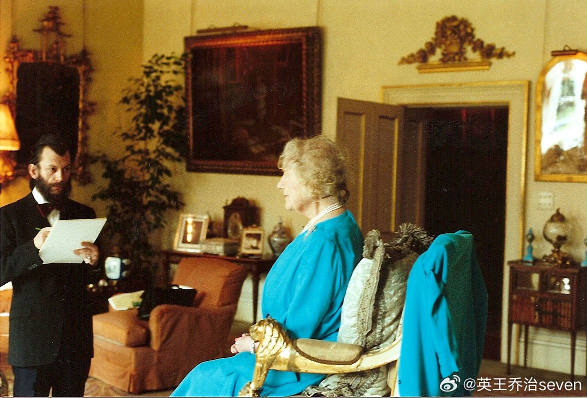 【回顾】34 years ago. Portraits of Queen Eli