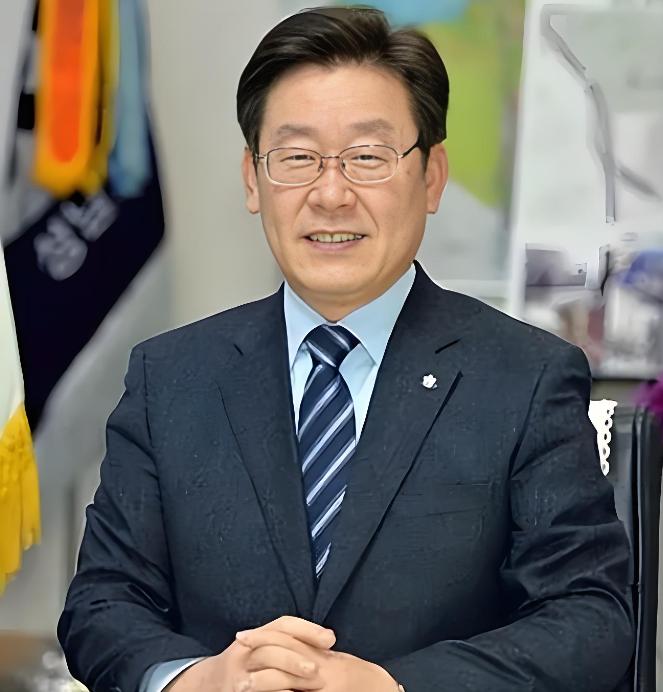 李在明总算干了一件有利于中韩关系的好事，韩国9月29日起对中国团队游客实行临时免