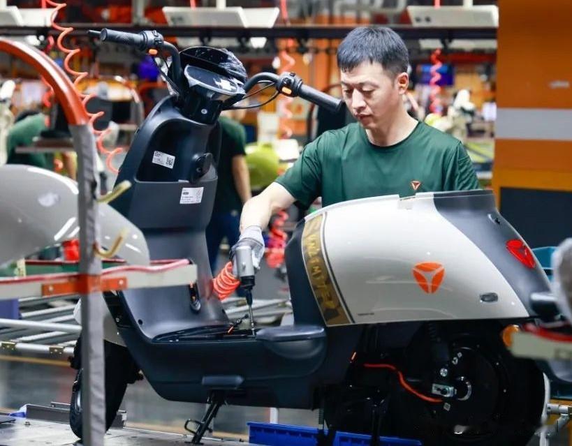 为啥江苏浙江是电动摩托车的发源地生产地 江浙确实是电动车的“宇宙中心”。这背后产