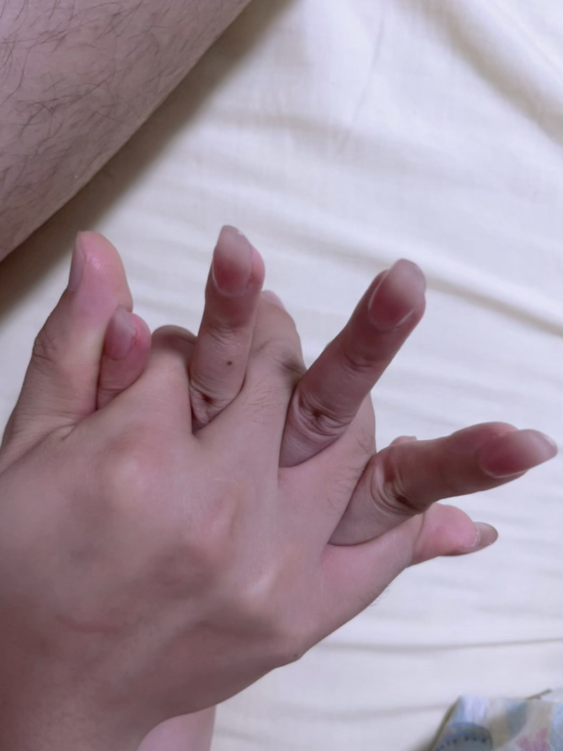 我说要牵手手，于是哥： 