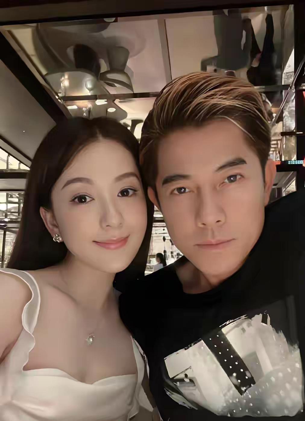 郭富城
方媛
夫妻照