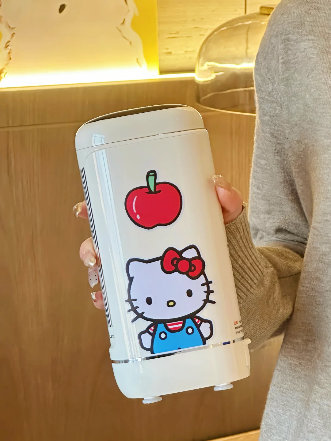 谁能拒绝可以随身携带的即热“饮水机”！