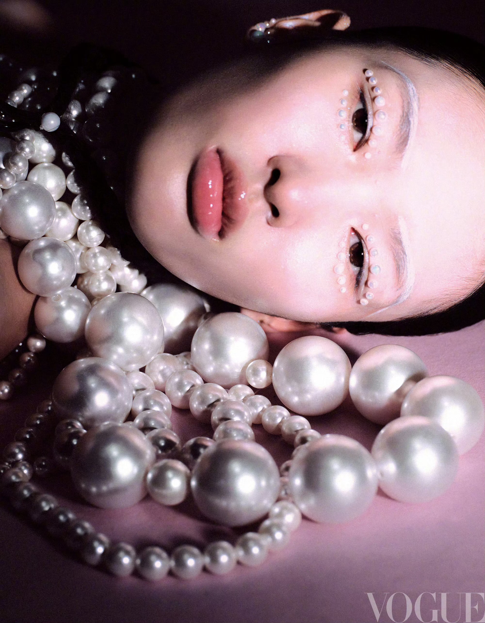 VOGUE十二月号摄影：王子千 模特：欧阳颖 