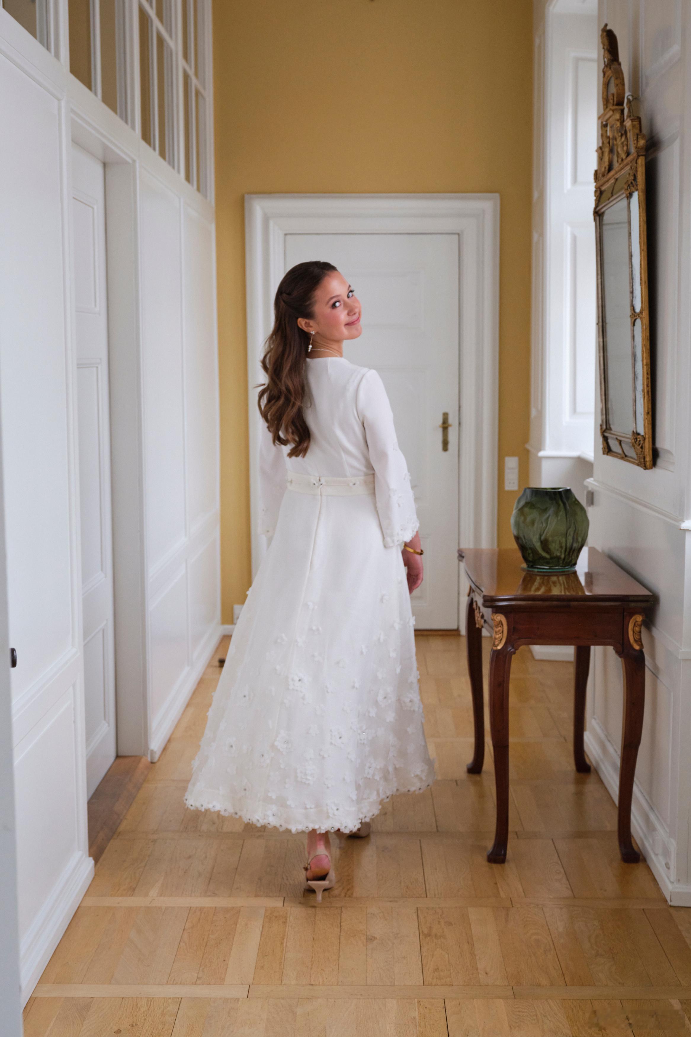 丹麦王室 🇩🇰还是约瑟芬公主啊，太会拍啦世界各国王室