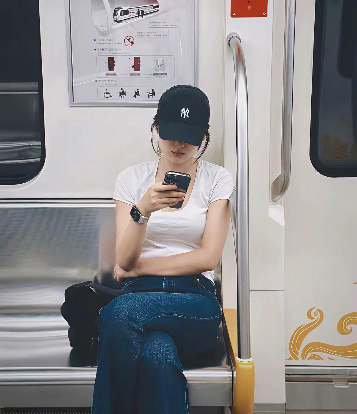 大家带手机壳吗，应该90%都会带吧？ 