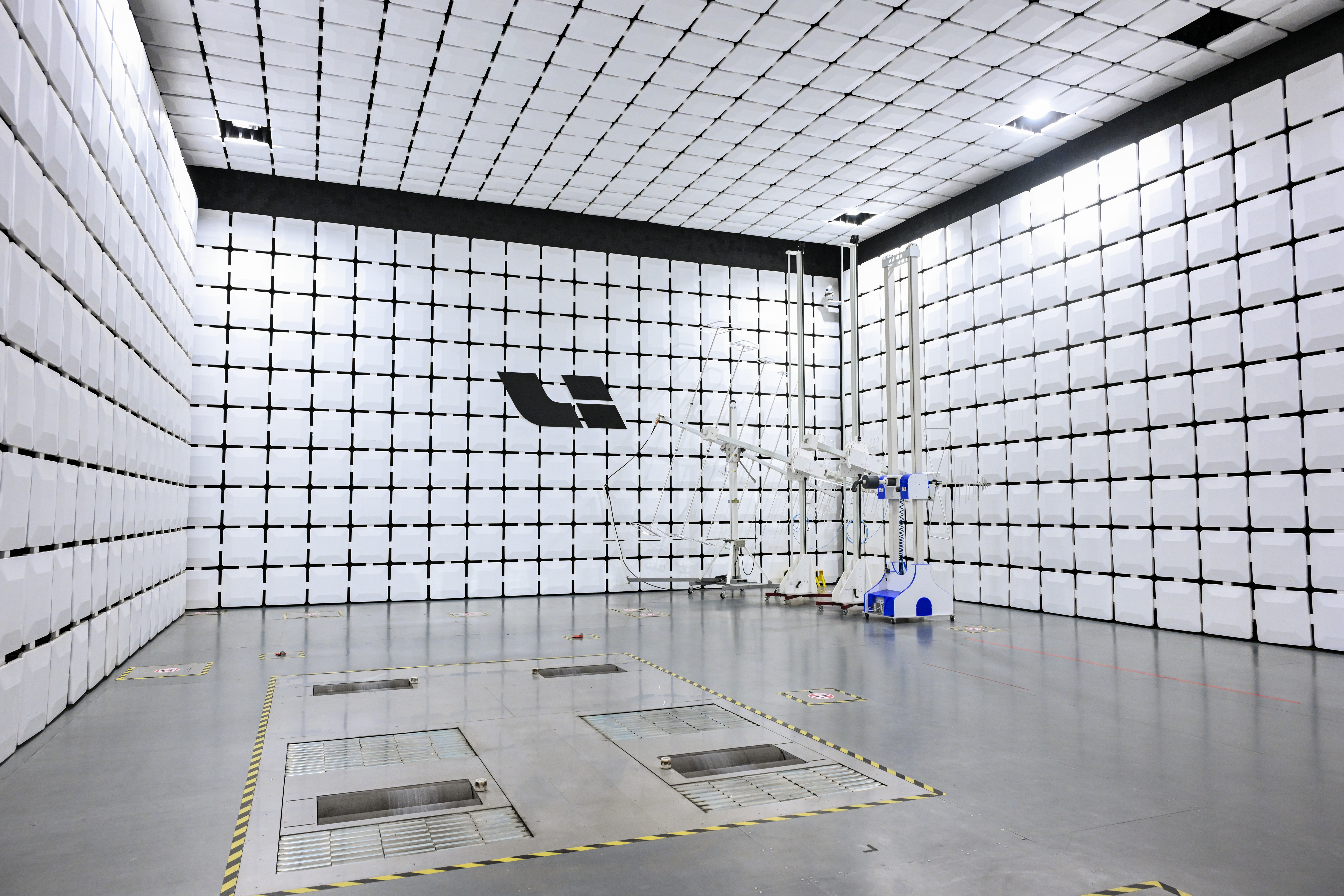 恭喜斩获“五星健康车”“中国十佳车身”认证安全是最大的豪华安全从不是简单的材料堆