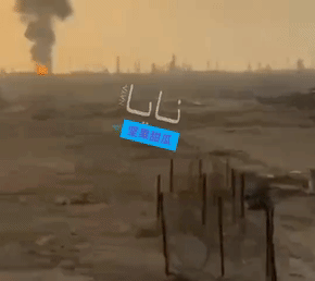 这就是巴林被炸的巴布科炼油厂，那么多防空系统，已没有能力拦截小摩托，任由它们到处