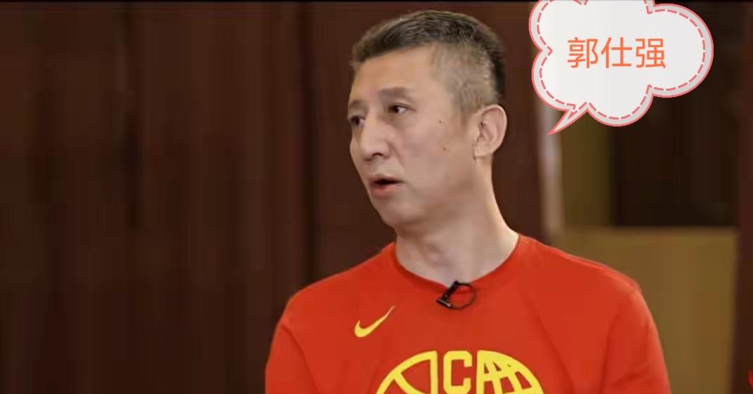 亚运开门红！两广球员强势助演，中国男篮轻取首战，胡明轩蓄力静待硬仗！
     