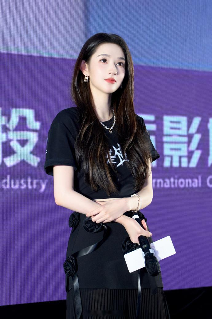 王玉雯演技被低估了王玉雯电影脸 该说不说王玉雯演技被低估了，姐真的是一张电影脸呀