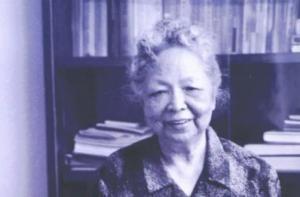 1957年，美国海关私吞了中国女人行李箱里面的6800美元现金后开心不已，殊不知