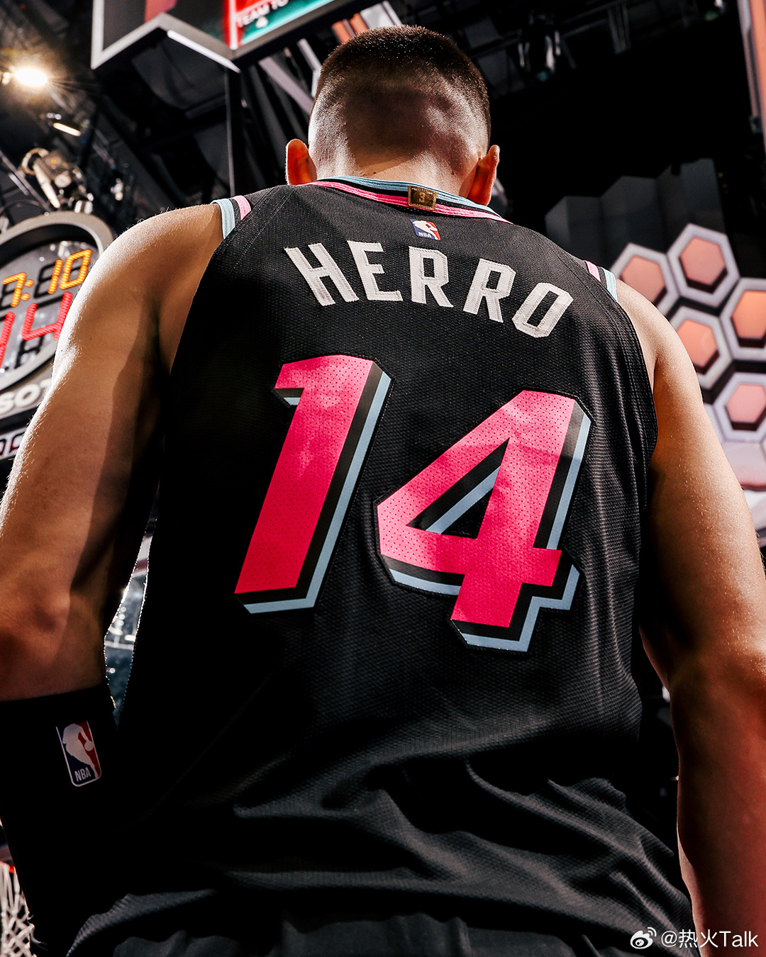 应该没人质疑希罗的得分能力吧？别忘了他也是全明星！希望这场成为希罗本赛季的转折点