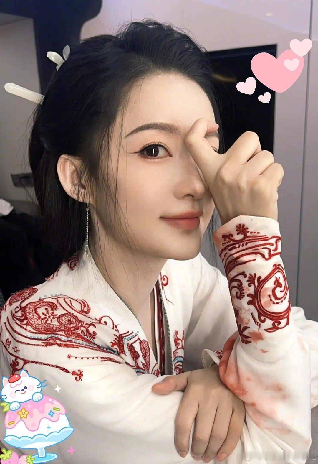 真想知道李沁这美颜谁想的？ ​​​