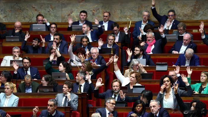 法国宣布延长“成瘾护理中心”使用时间！

2016年时，法国做了个“天才”的决定