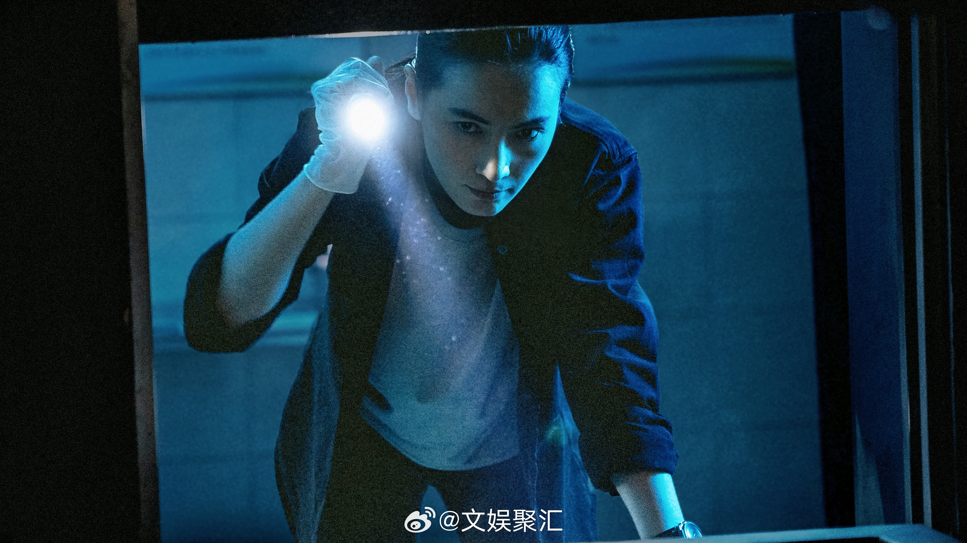 心灵迷雾的姐姐们太飒了 家人们，《心灵迷雾》开播即高能，女心理学博士和女刑警队长
